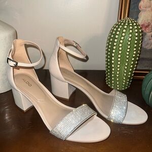 ALDO Gladoniel Nude Block Heel Sandals with Rhinestone Toe Strap - Size 8.5